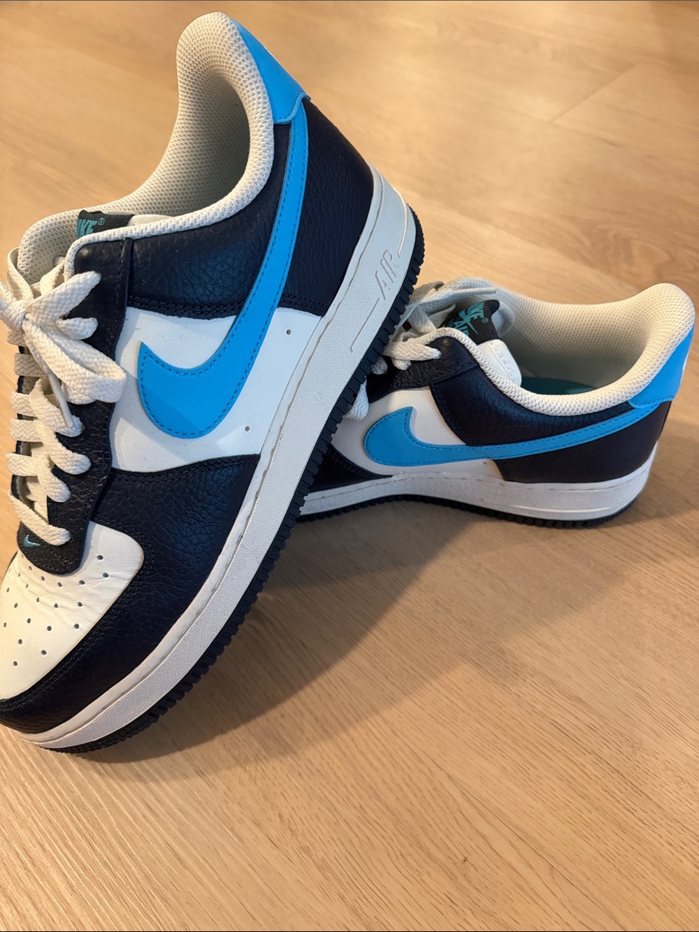 Nike Unisex Air Force One Low-Top Sneakers - White, Navy & Bright Blue